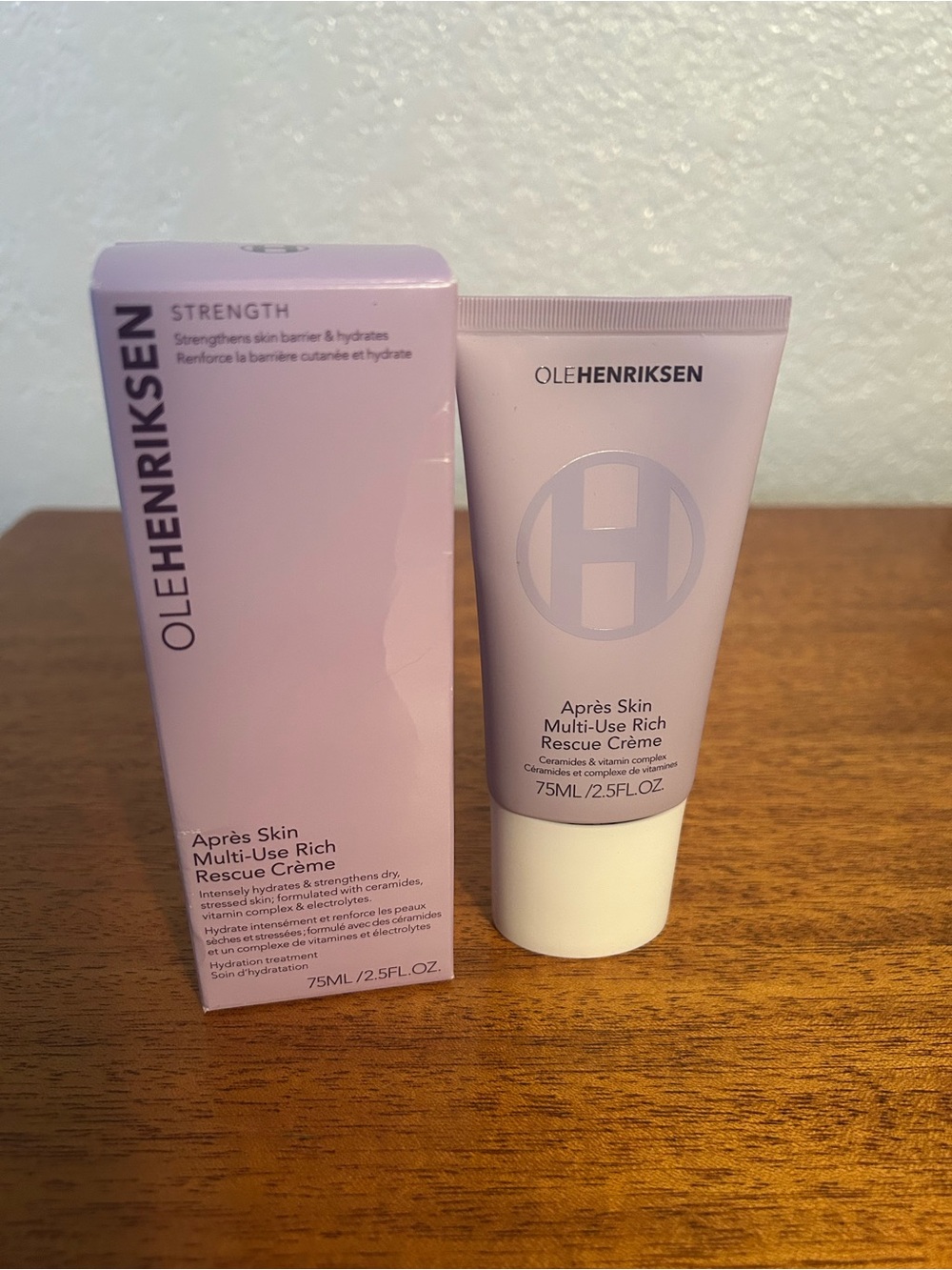 Ole Henriksen Aprés Skin Multi-Use Rich Rescue Crème. 2.5 fl oz/75 ml.